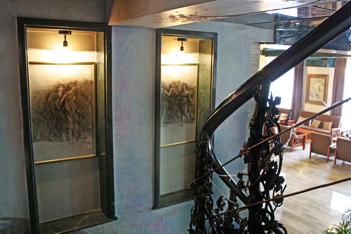 Hotel Wine Palace Tbilisi Zewnętrze zdjęcie